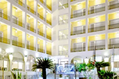 The Royal Grand Hotel in Korfoe — foto 7