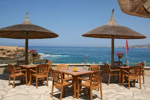 Cynthiana Beach in Paphos — foto 10