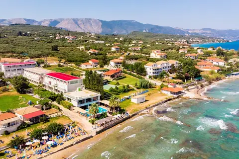 Belussi Beach Hotel & Suites in Kypseli, foto 15