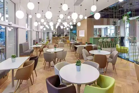 Holiday Inn Prague in Praag — foto 4