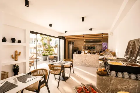 Kouros Home & Suites - adults only in Faliraki, foto 5