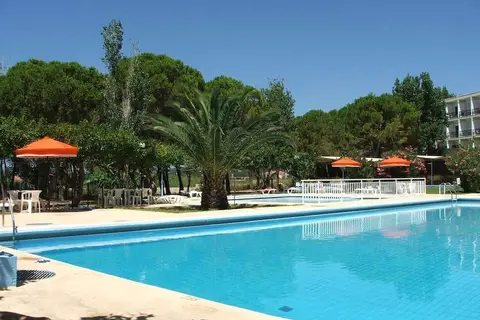 Irinna Hotel in Σβορωνάτα