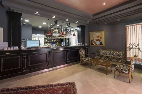 Classic Hotel in Tirana — foto 7