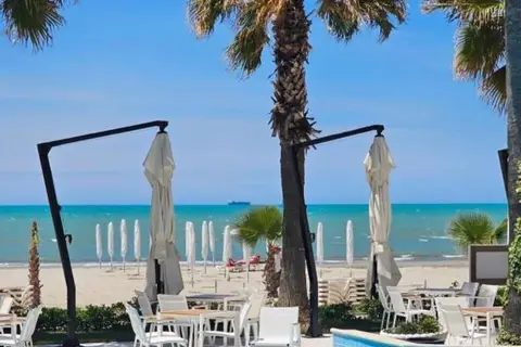 Blue Marine Hotel in Durres — foto 2