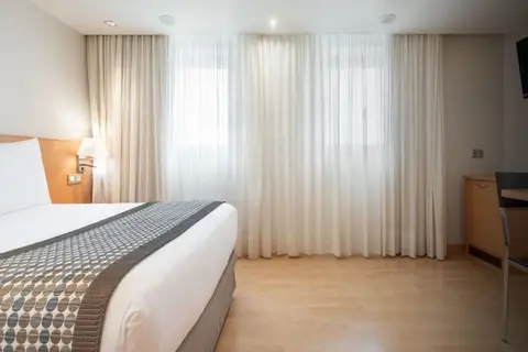 Hotel Exe Puerta De San Pedro in Lugo — foto 3