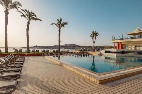Qawra Palace Resort & Spa in San Pawl il-Baħar — foto 11