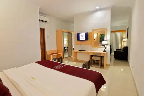 Hotel Puri Saron Seminyak in Kuta — foto 15
