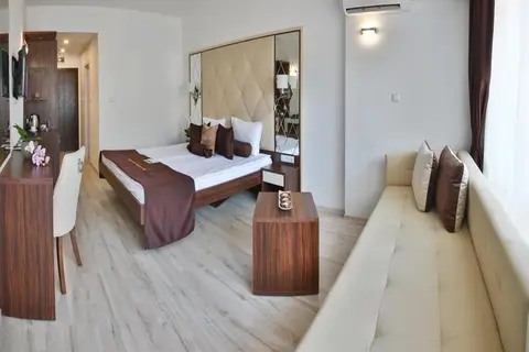 Prestige Deluxe Hotel Aquapark Club in СПА център Ривиера Бийч — foto 9