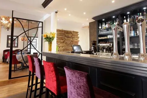 Hotel La Croix Blanche in Fontevraud-l'Abbaye — foto 8