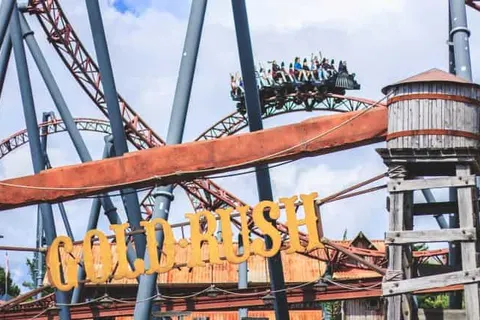 Attractie- en Vakantiepark Slagharen foto 3