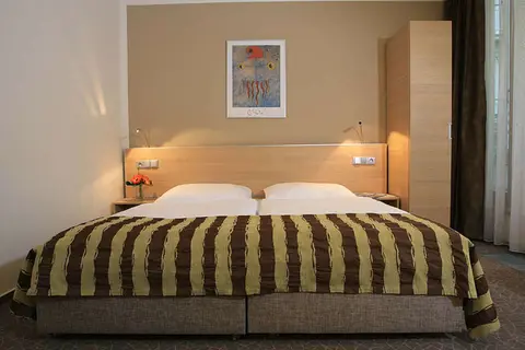 Hotel Pav in Praag — foto 29