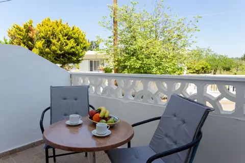 Hotel Varelis in Αρχάγγελος — foto 9