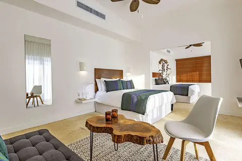 HM Playa del Carmen in Playa del Carmen — foto 14