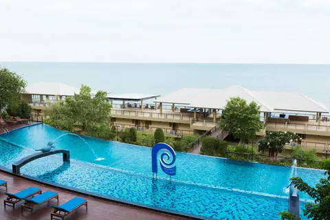 Royal Phala Cliff Beach Resort & Spa in บ้านพลา — foto 2
