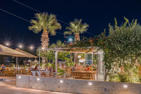 Theodora in Chersonissos — foto 21