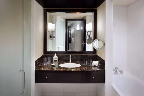 InterContinental Abu Dhabi in أبوظبي — foto 17
