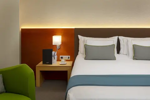 The Artist Grand Hotel of Art in Bilbao — foto 18