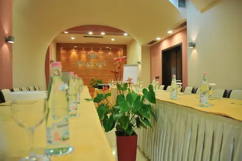 MonarC Hotel in Tirana, foto 25