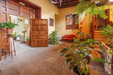 Bentor Rural in Puerto De La Cruz — foto 16