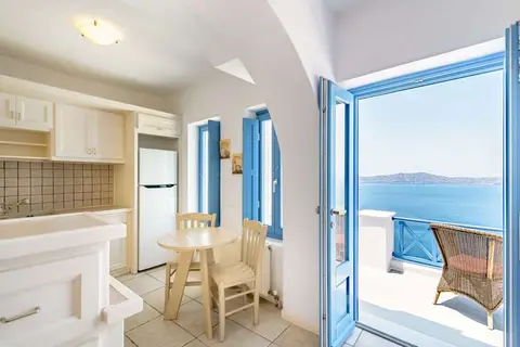 Golden Grey Goose in Fira, foto 4