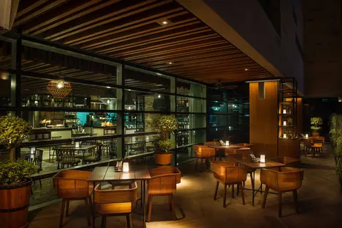 DoubleTree by Hilton Dubai - Business Bay in دبي — foto 22