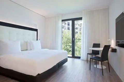 Innside by Melia Frankfurt Ostend in Frankfort aan de Main — foto 2