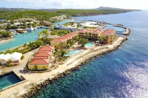 The Royal Sea Aquarium Resort in Willemstad — foto 2