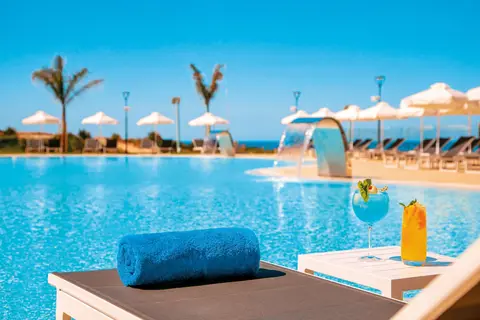 NissiBlu Beach Resort in Ayia Napa — foto 15