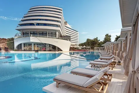 Titanic Deluxe Lara in Aksu — foto 11
