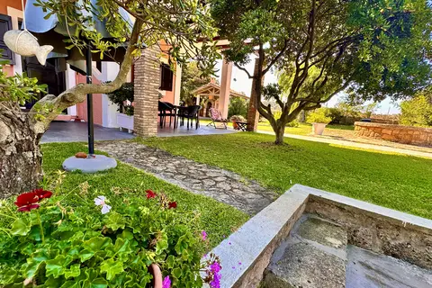 Genari beach apartments in Pyrgos — foto 2