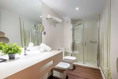 Tahiti Playa Hotel & Suites in Santa Susanna, foto 24