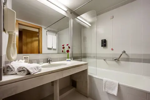 TRYP by Wyndham Montijo Parque Hotel in Montijo — foto 30