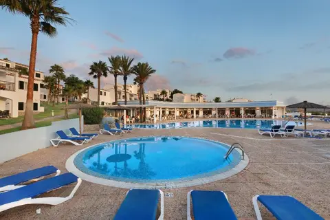 TRH Tirant Playa in es Mercadal — foto 14
