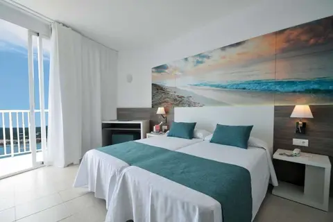 azuLine Hotel Mar Amantis I & II in Sant Josep de sa Talaia — foto 3