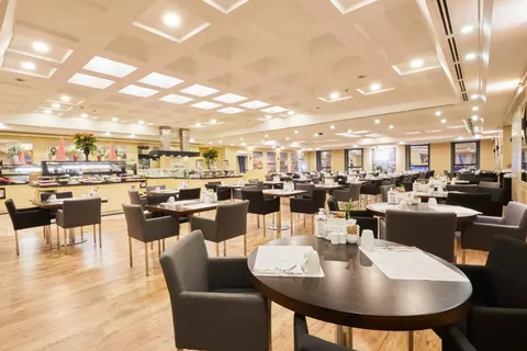 Dedeman Istanbul Hotel in İstanbul — foto 13
