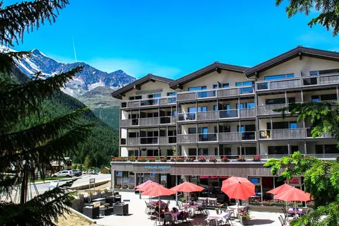 Kristall Saphir foto 1