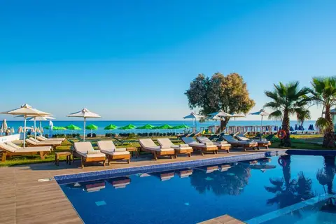 Cretan Beach Resort in Dramia