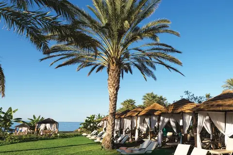 Constantinou Bros Athena Royal Beach Hotel in Paphos — foto 23