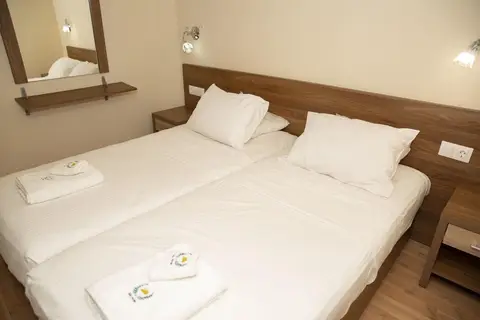 Alia Luxury Suites & Spa Beachfront Hotel in Χαράκι — foto 22