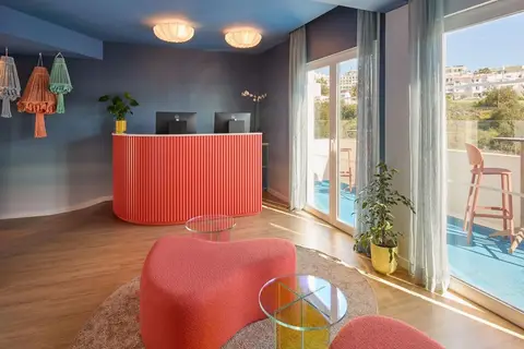 Hotel Indigo Albufeira in Albufeira — foto 2