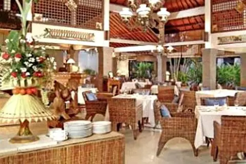 Hotel Rama Beach Resort & Villas in Kuta — foto 8