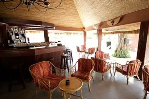 Hotel Neptune in Mbour — foto 7