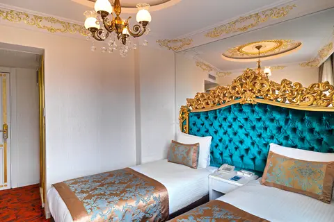 White Monarch Hotel in Fatih — foto 11