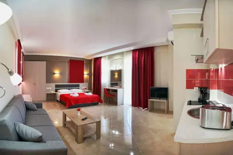 Sun & Sea Luxury Hotel in Πέτρα — foto 4