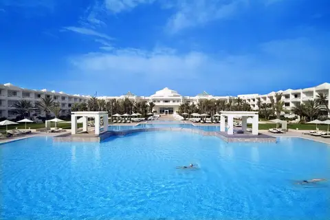 Radisson Blu Resort & Thalasso in حومة السوق — foto 12