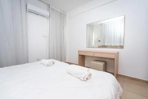 Flora Hotel Apartments in Παραλίμνι — foto 13