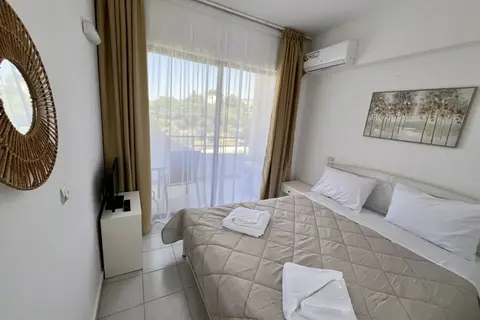 Ivory Hotel in Theologos, foto 11