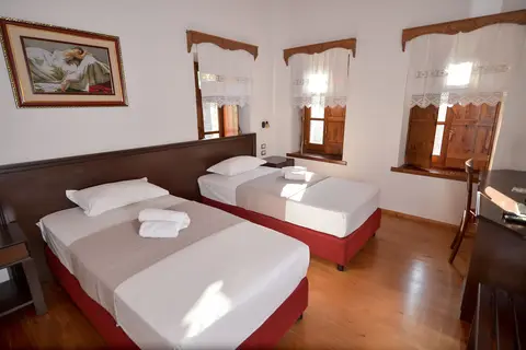 Hotel Kalemi 2 in Gjirokastra — foto 13
