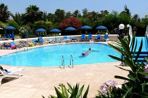 Kissos Hotel in Paphos — foto 3