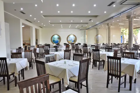 Marathon Hotel in Κολύμπια — foto 6